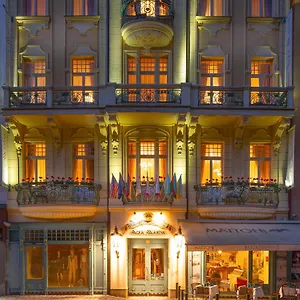 Aqua Marina Hotel